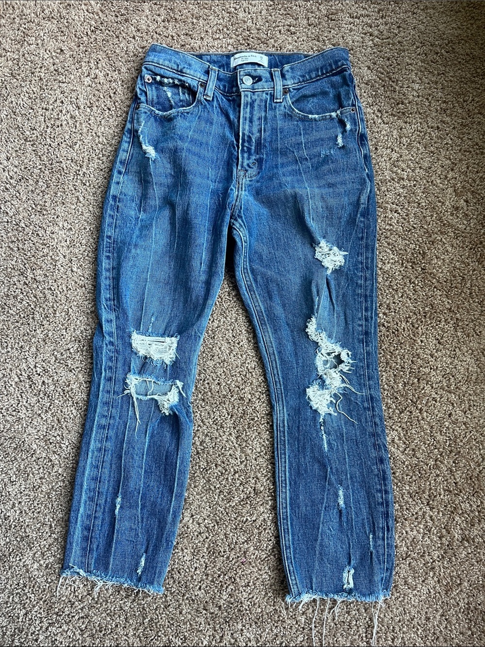 Abercrombie & Fitch Distressed Blue High-Rise Jeans Size 26